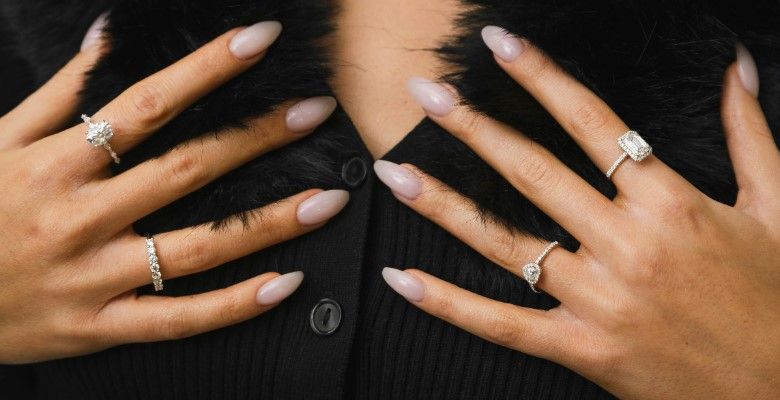 Какое кольцо выбрать для подарка лучшей подруге