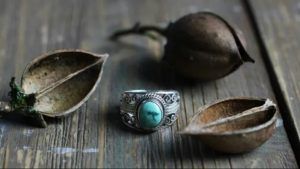 Какие браслеты выбрать для стиля кантри?