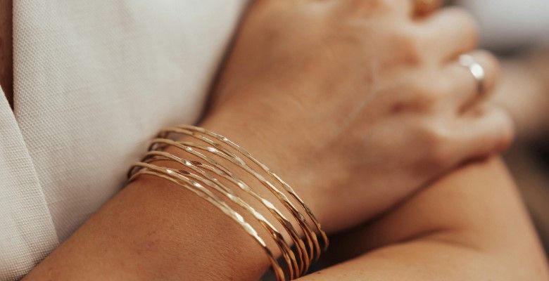 Какие браслеты выбрать для вечернего выхода (glamour/вечерний лук)?