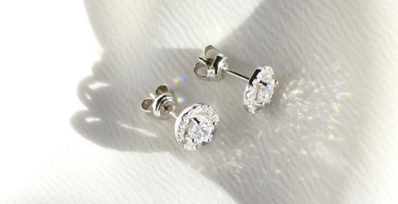 Какие серьги выбрать аллергикам с чувствительной кожей