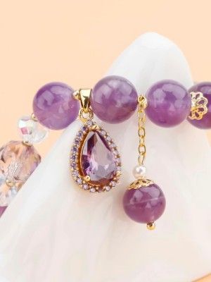 украшение с аметистом