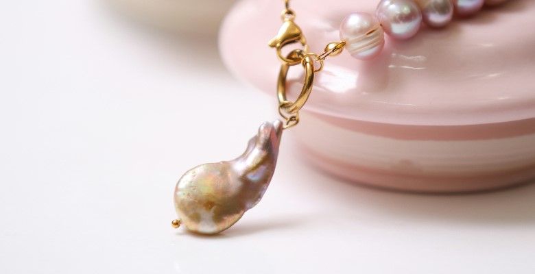 Какие украшения с жемчугом выбрать для современного образа