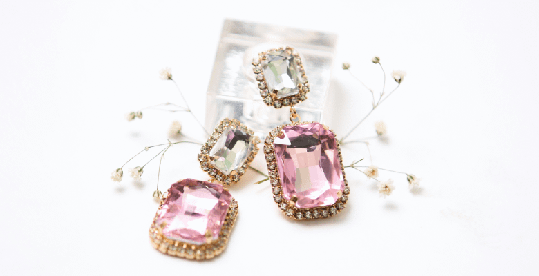 Какие серьги выбрать для образа в стиле кэжуал (casual) на каждый день