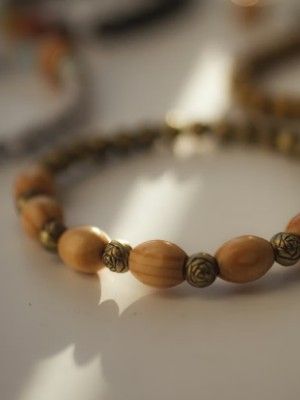 украшения из дерева