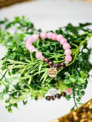 браслет с розовым кварцем