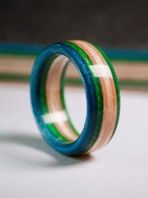 Кольца из нестандартных материалов