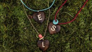 Подвеска в виде сердца из розового дерева от бренда Bei Tesori