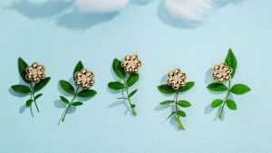 Boochier превращает браслеты дружбы с цветами в изысканные украшения