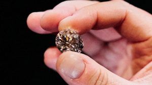 Бриллиант Jwaneng 28.88 может принести $ 2,8 млн