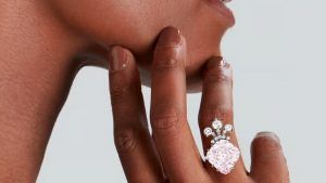 Объем продаж Christie’s превысил 1 миллиард долларов благодаря активности молодых покупателей