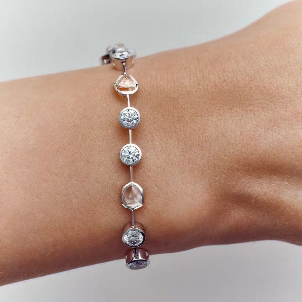 Браслет из капсульной коллекции Riverborn от De Beers