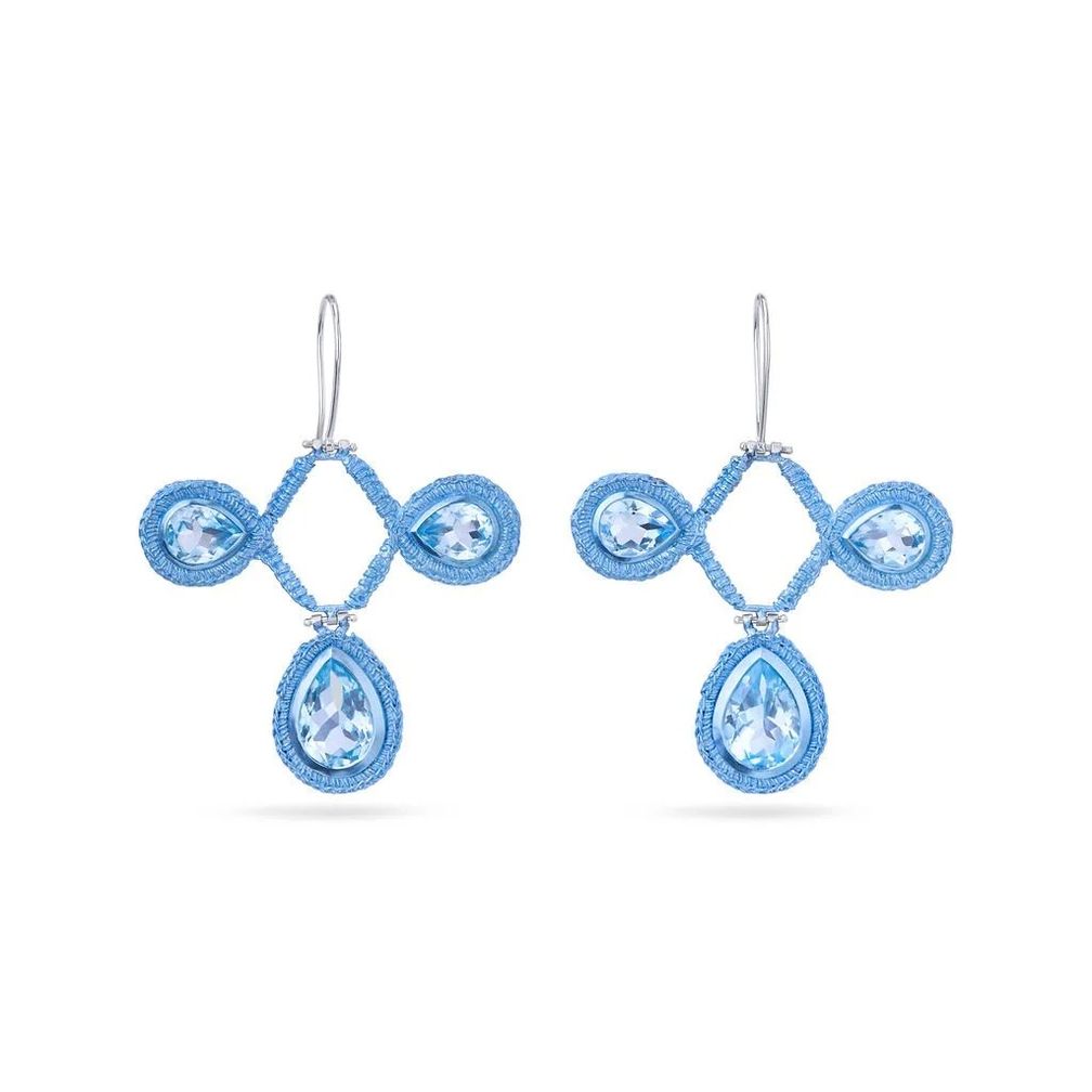 Серьги-люстры Regency («Регентство») из стерлингового серебра и 18-каратного белого золота с голубой керамикой и голубым топазом Серьги-люстры Regency («Регентство») из стерлингового серебра и 18-каратного белого золота с голубой керамикой и голубым топазом