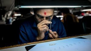 Пустующая алмазная биржа Сурата — отражение общих проблем отрасли. Часть 2