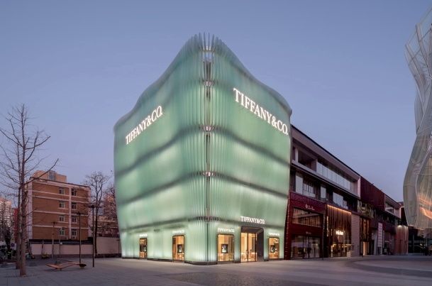 Флагманский магазин Tiffany в Пекине чествует Эльзу Перетти