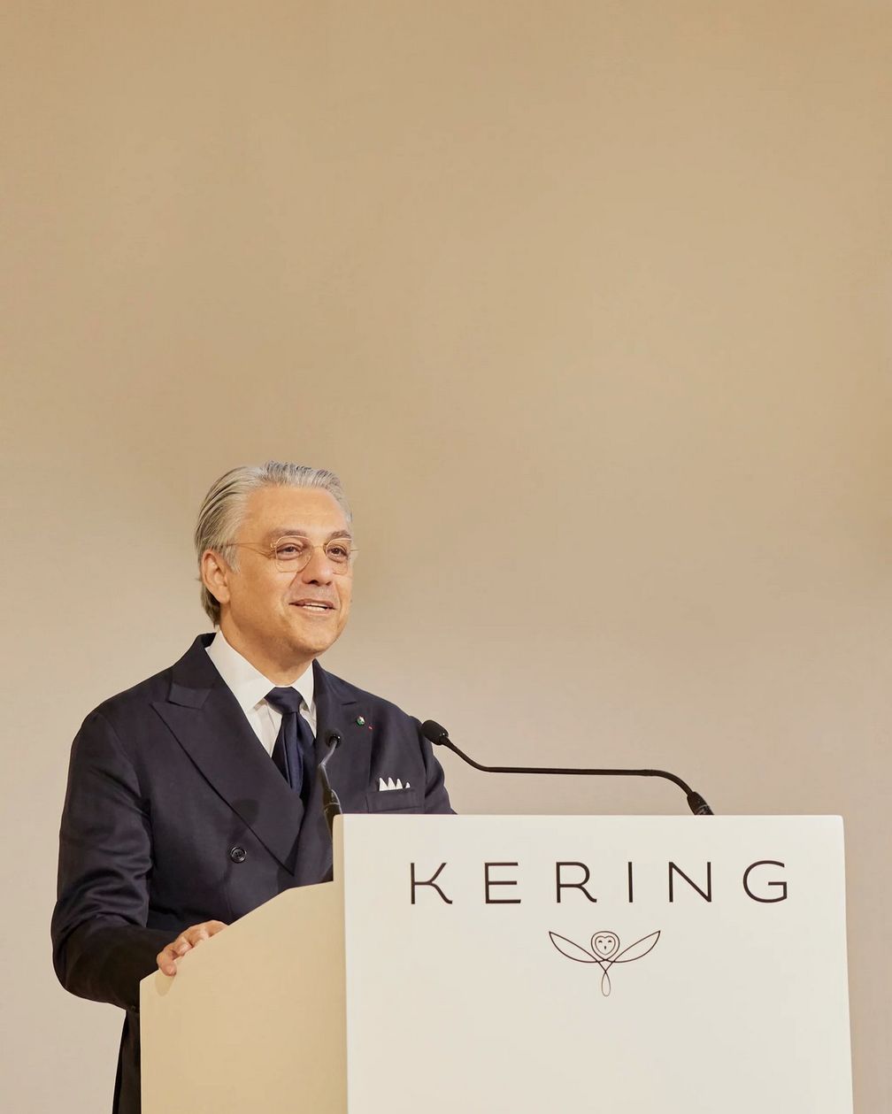 Лука де Мео на общем собрании акционеров Kering