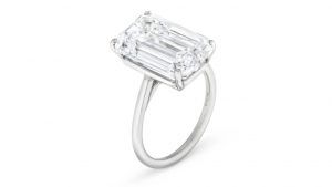 Кольцо с 10-каратным бриллиантом от Tiffany возглавит аукцион Christie’s