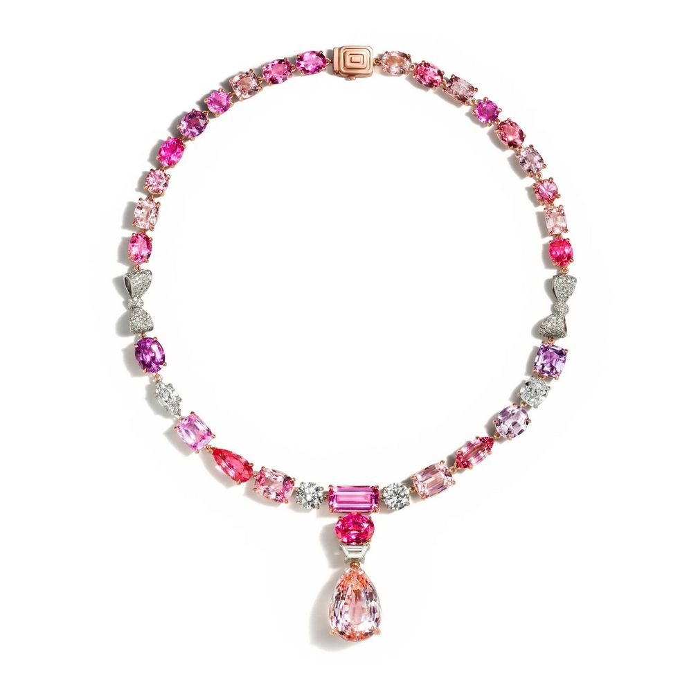 Колье Cotton Candy от Mimi So. Предоставлено Mimi So Колье Cotton Candy от Mimi So. Предоставлено Mimi So