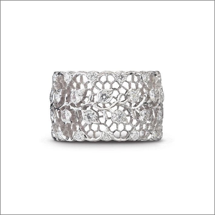 Кольцо Tulle Ramage Eternelle из коллекции Icona от Buccellati 