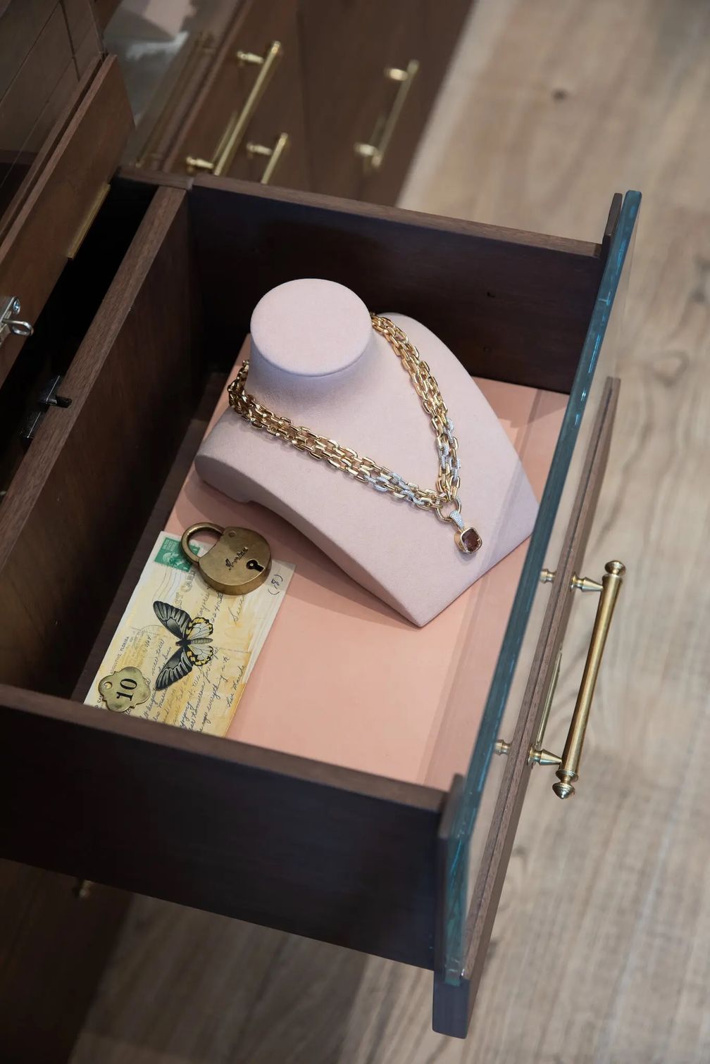 Украшения от Foundrae ювелира Бет Хатченс, ч. 1