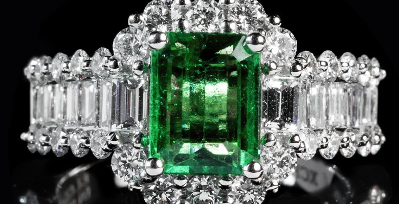 Можно ли сочетать изумруд и лунный камень с визуальной и магической точки зрения