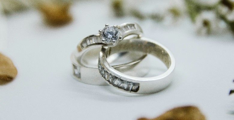 Какие камни подходят Львам для привлечения успеха