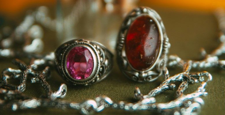 Какие камни подходят Стрельцам для привлечения счастья