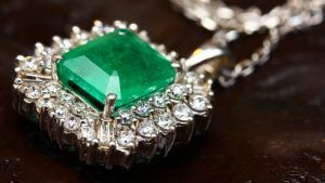 Какие камни подходят Тельцам для привлечения успеха