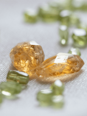 Какие камни подходят Стрельцам для привлечения удачи