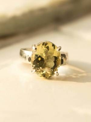 Какие камни подходят Девам для привлечения счастья