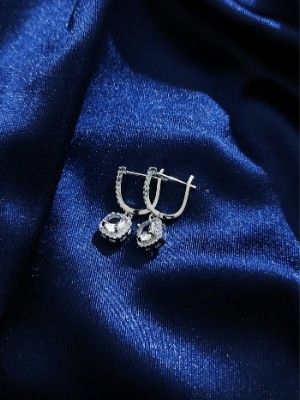 Ювелирный подарок на 10000 рублей