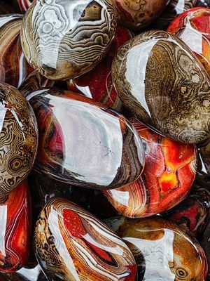 Какие камни подходят Девам для привлечения удачи