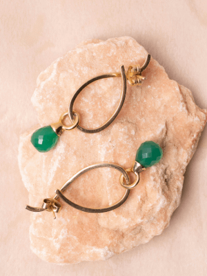 Какие камни подходят Водолеям для привлечения удачи