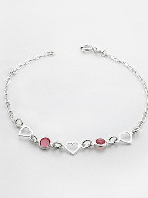 Какие камни подходят Скорпионам для привлечения любви