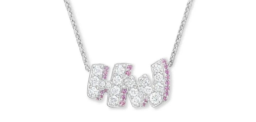 Колье Graffiti с розовыми сапфирами и бриллиантами. Фото: Harry Winston Колье Graffiti с розовыми сапфирами и бриллиантами. Фото: Harry Winston