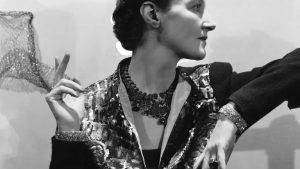 Как Дейзи Феллоуз определила искусство создания эффектных украшений, ч. 1