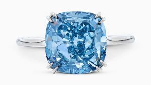 Sotheby’s: Стоимость голубого бриллианта может составить до $ 12 млн