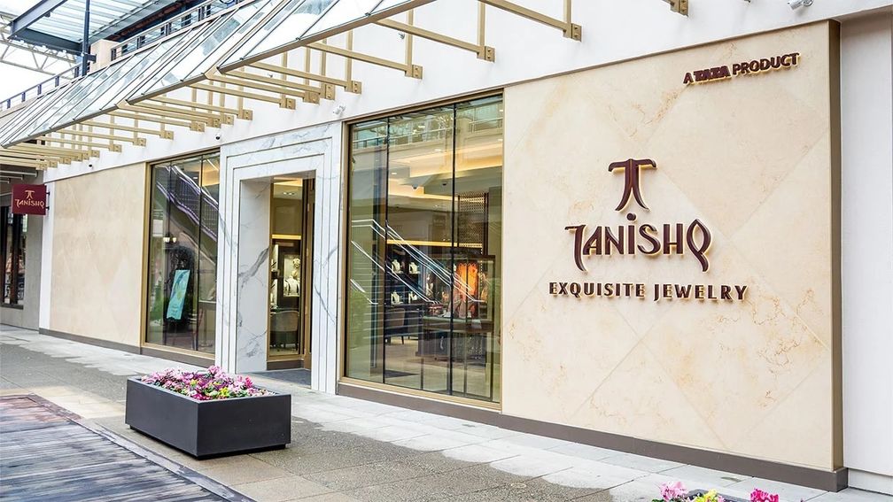 Titan Company завершает год «устойчивым» ростом, поскольку спрос растет