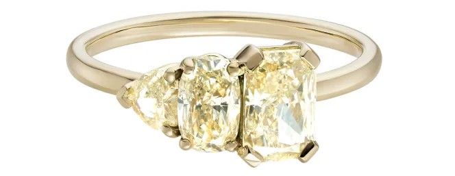 Асимметричное кольцо из желтого золота с желтыми бриллиантами от Tomfoolery London