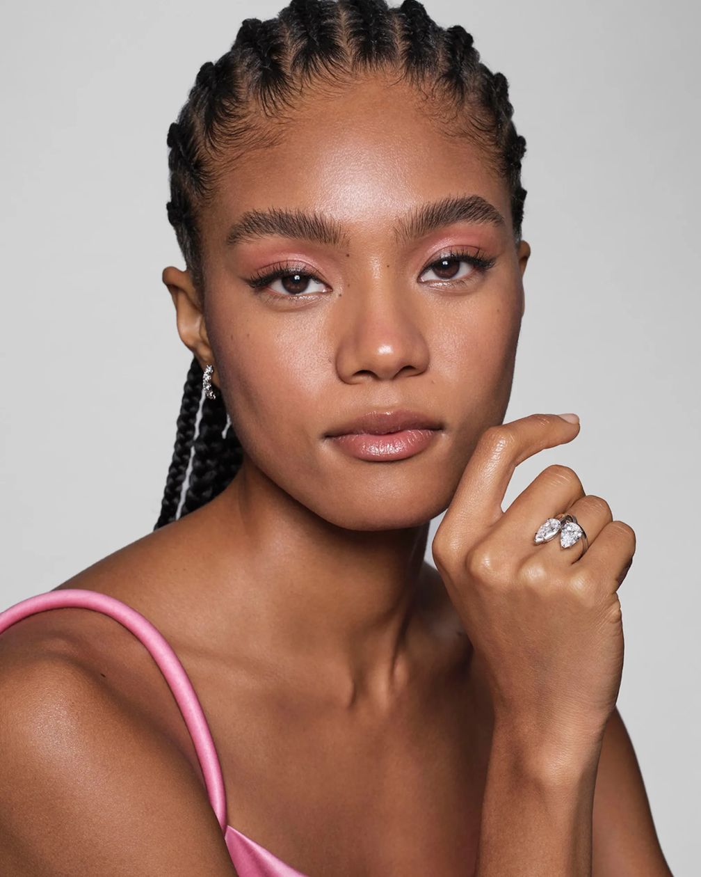 Все о кольце с бриллиантом в форме груши