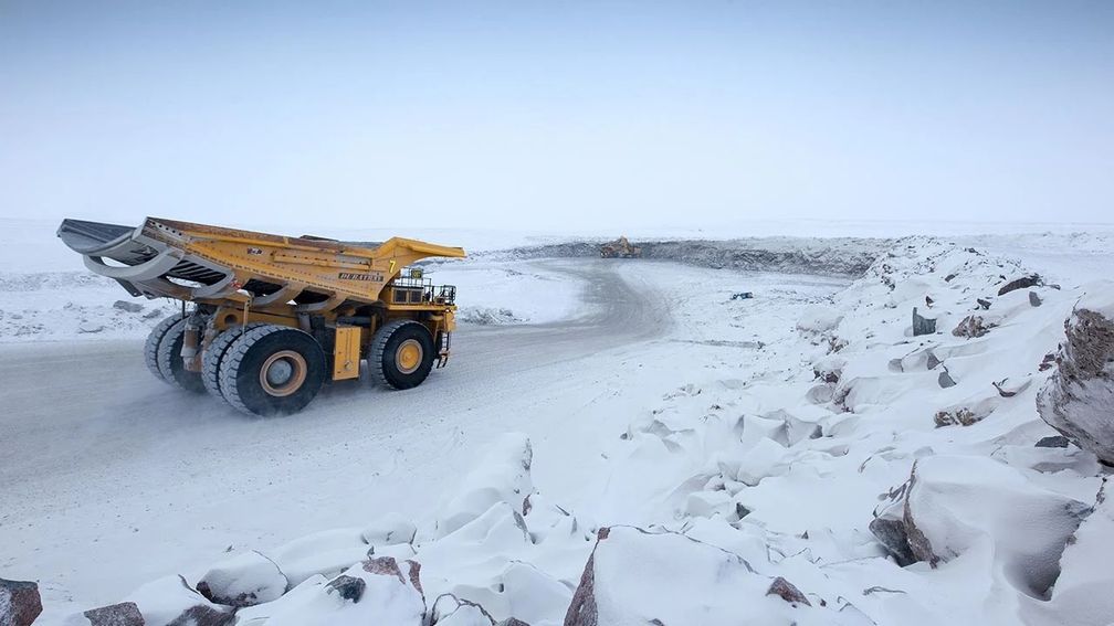 Компания Mountain Province заключает сделки для сохранения ликвидности