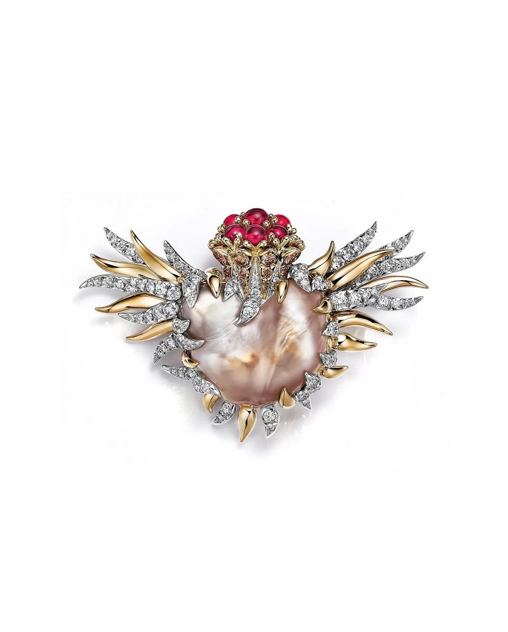 Брошь Bird On A Pearl от Tiffany & Co. Фото: Tiffany & Co. Studio Брошь Bird On A Pearl от Tiffany & Co. Фото: Tiffany & Co. Studio