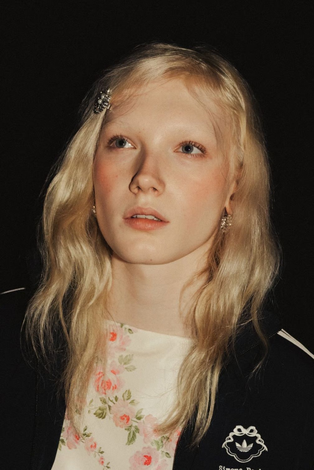 Показ Simone Rocha, сезон осень-зима — 2026 Показ Simone Rocha, сезон осень-зима — 2026
