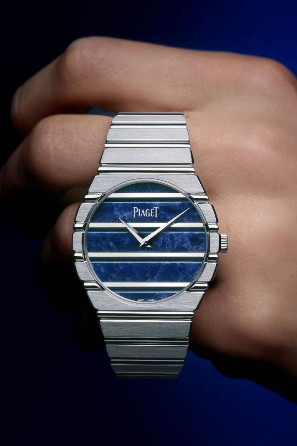 Часы Piaget Polo 79 Automatic из белого золота с циферблатом из содалита (фото: Piaget) Часы Piaget Polo 79 Automatic из белого золота с циферблатом из содалита (фото: Piaget)