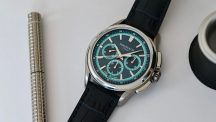 Tiffany & Co. выпускает новую лимитированную версию хронографа Tiffany Timer в титановом корпусе и с темно-синим циферблатом