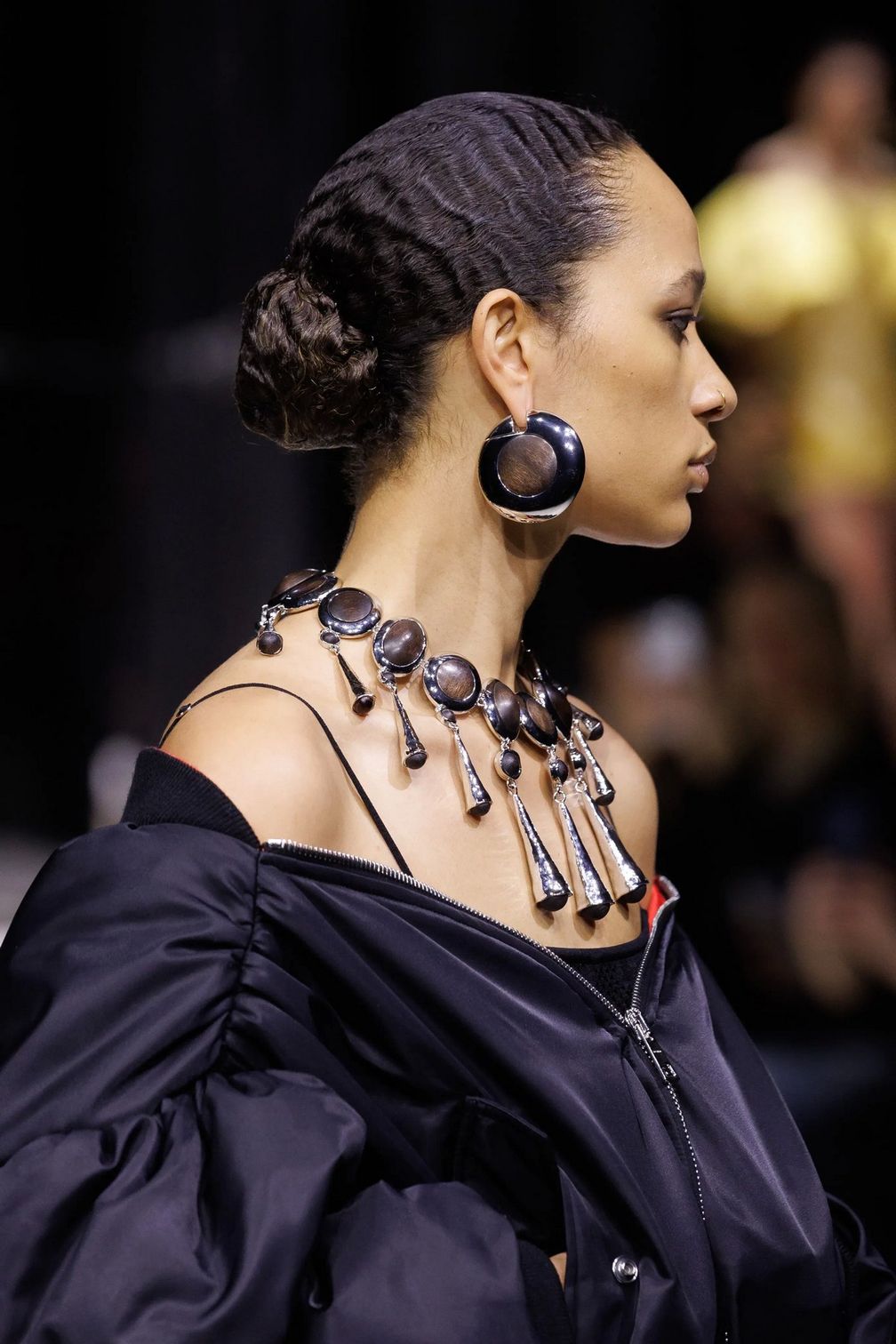 Givenchy от Сары Бертон, осень-зима — 2026. Фото: Givenchy Givenchy от Сары Бертон, осень-зима — 2026. Фото: Givenchy