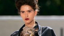 Украшения от Giovanni Raspini на показе Antonio Marras