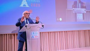 О выступлении Роберто Коина о будущем алмазной индустрии