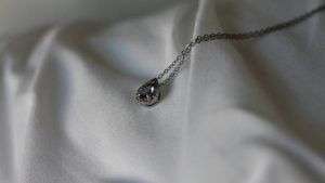 Что подарить Весам на 25-летие из ювелирки