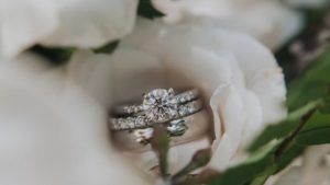 Что подарить Тельцу на 35-летие из ювелирки