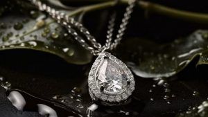Что подарить Скорпиону на 35-летие из ювелирки